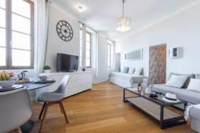 Gorgeous 1 Bdr with gardens view in the Old Town
